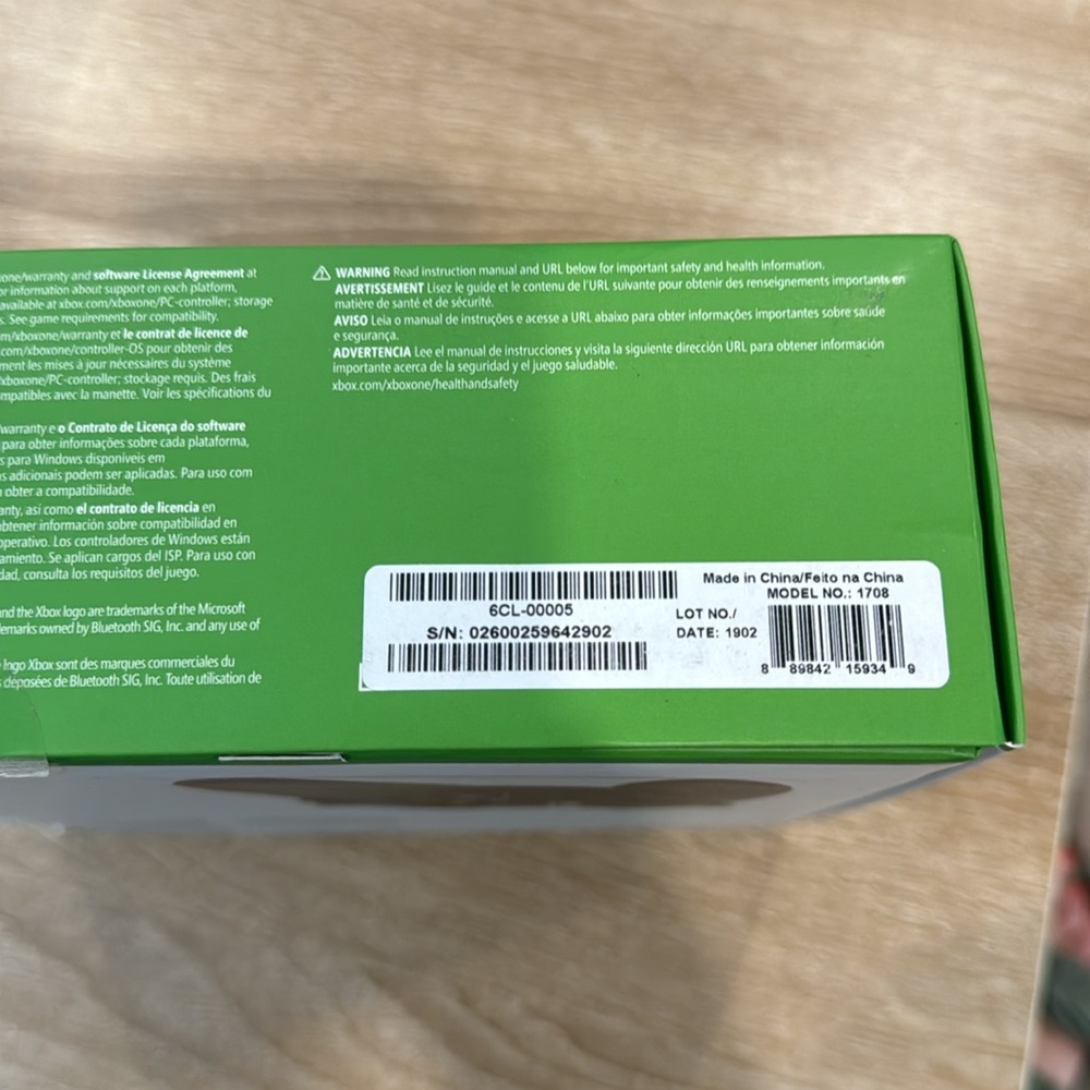 XBOX wireless controller - Picture 5 of 6